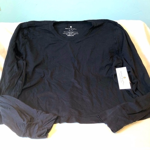 Spiritual Gangster Top Athletic Tee Black Cropped Workout Tee  (XS/S) NWT - Picture 1 of 5